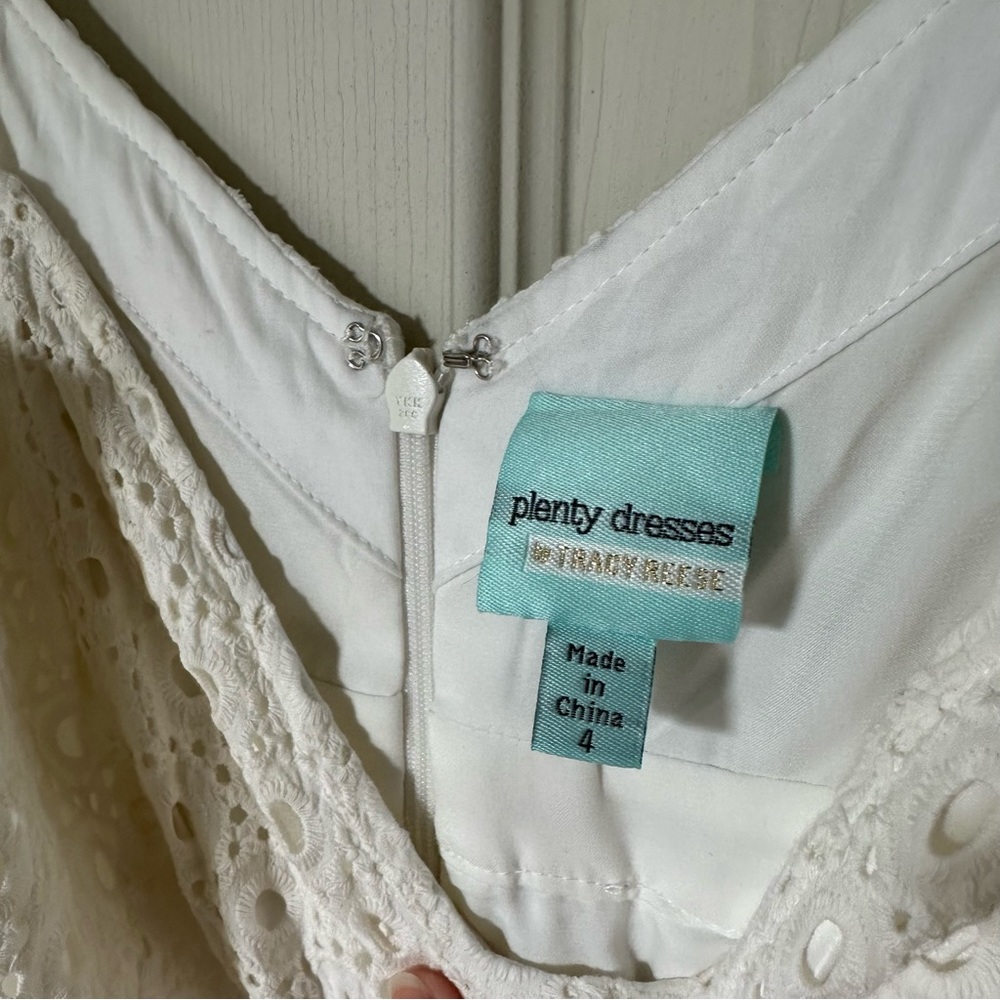 White lace eyelet dress - Picture 4 of 10